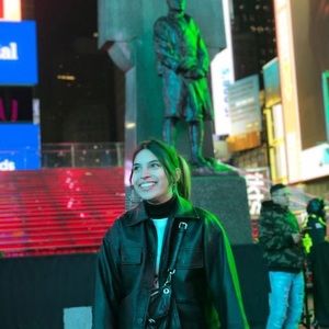 Meet your Posher, Martina